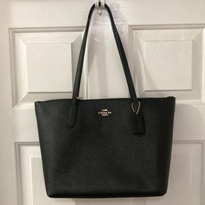 Coach Zip Top Tote Like New